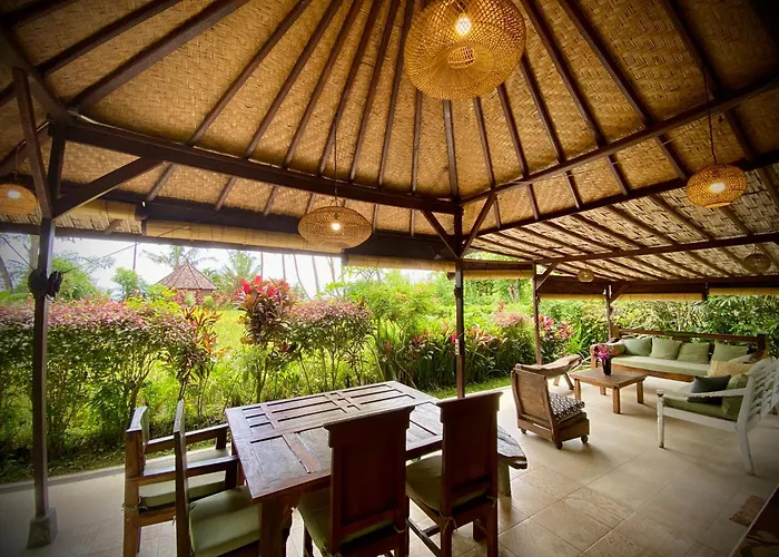 فندق Sunset Sala- Experience The Real Bali