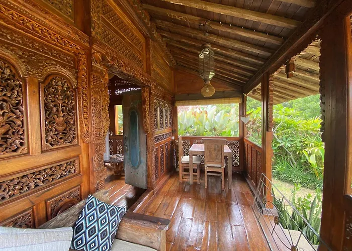 Sunset Sala- Experience The Real Bali Hotel *